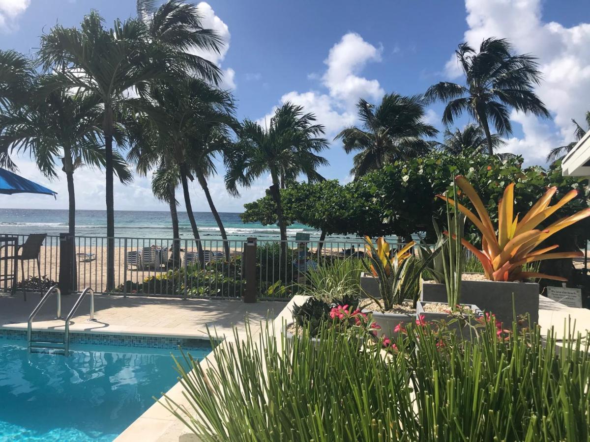 Отель Courtyard By Marriott Bridgetown, Barbados Экстерьер фото