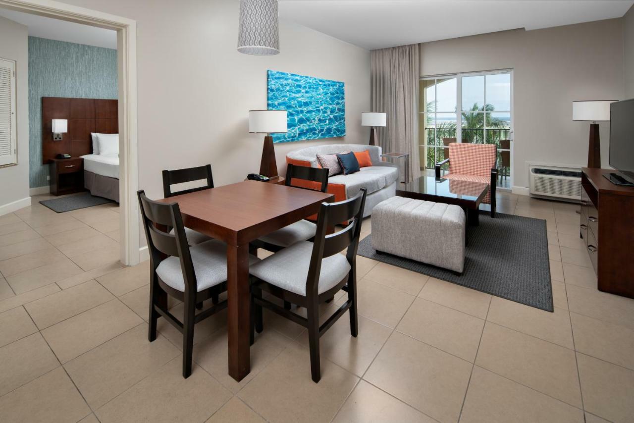 Отель Courtyard By Marriott Bridgetown, Barbados Экстерьер фото